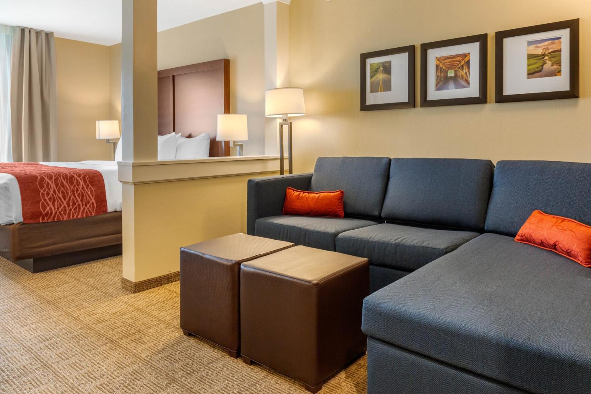 Comfort Inn & Suites Gap Amish Country Екстериор снимка