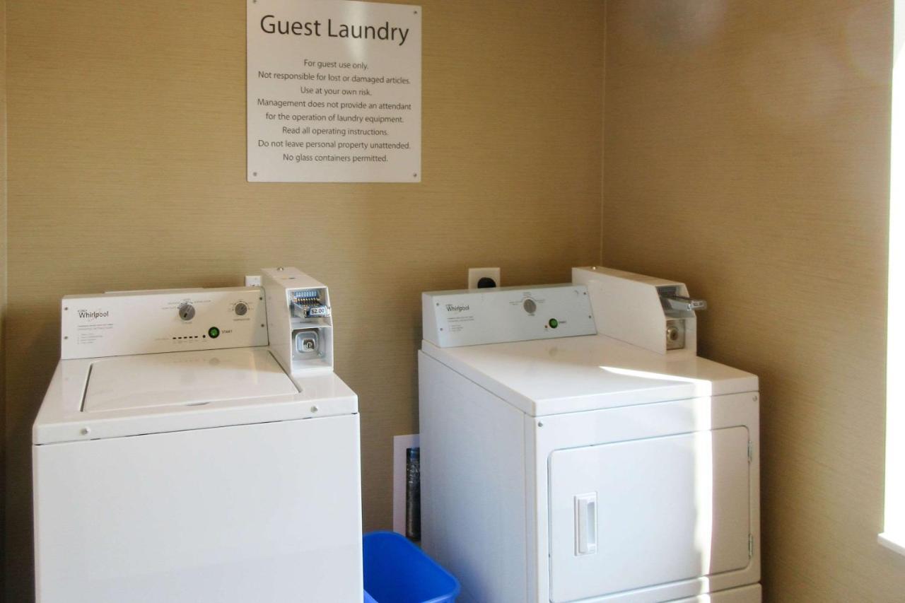 Comfort Inn & Suites Gap Amish Country Екстериор снимка
